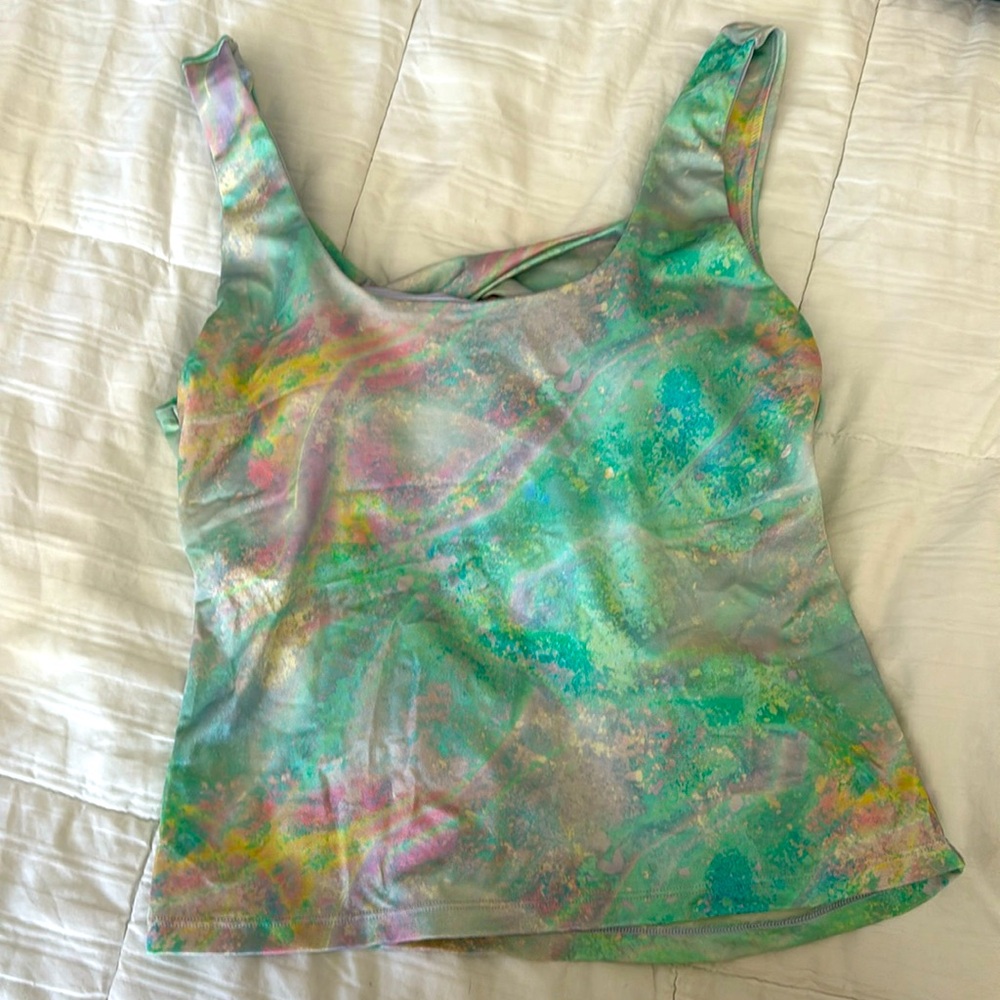 Fabletics Oasis twist tank in cosmic halo shine